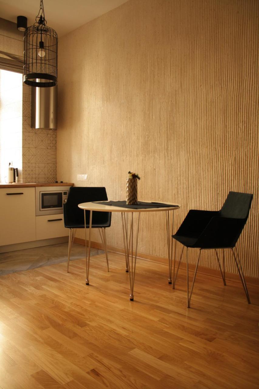Lviv Wall Street Apt Exterior foto